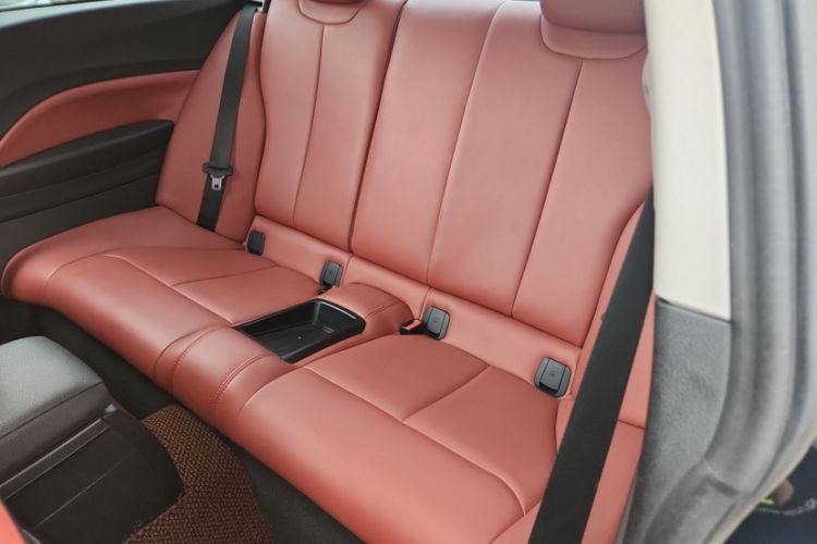 Used BMW 2 Series 2015 218i Interior 7
