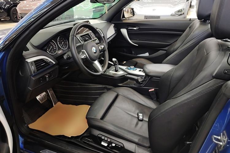 Used BMW 2 Series 2015 220i Convertible Coupe M Sport Edition Left Front Seat