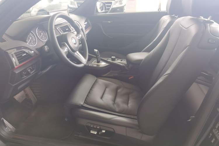 Used BMW 2 Series 2015 220i Convertible Coupe M Sport Edition Left Front Seat