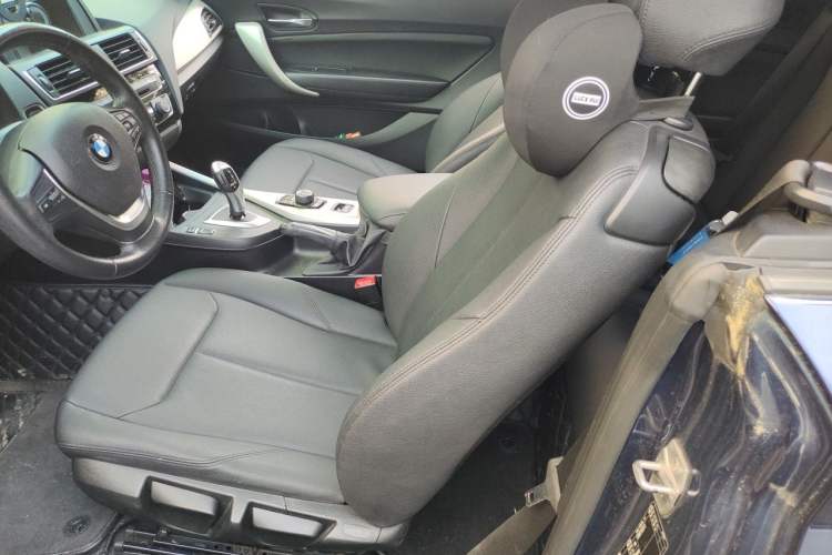 Used BMW 2 Series 2015 218i Convertible Coupe Left Front Seat