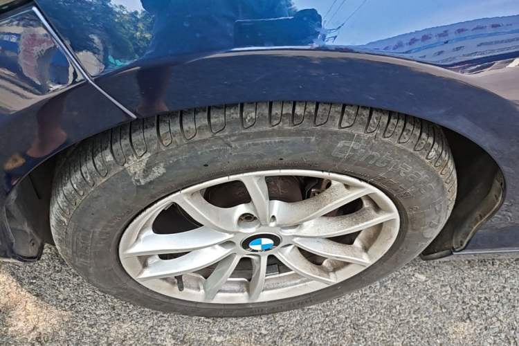 Used BMW 2 Series 2015 218i Convertible Coupe Left Front Wheel Hub