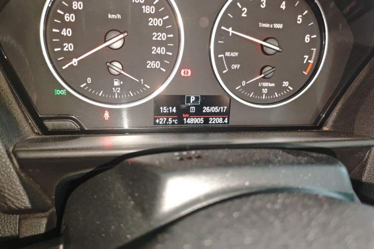 Used BMW 2 Series 2015 218i Convertible Coupe Odometer Close Up