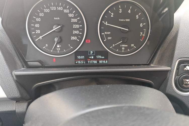 Used BMW 2 Series 2015 218i Odometer Close Up