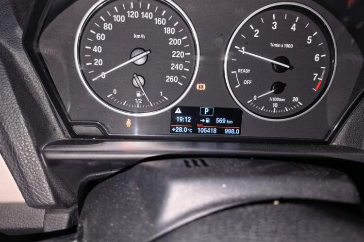 Used BMW 2 Series 2015 218i Convertible Coupe Odometer Close Up