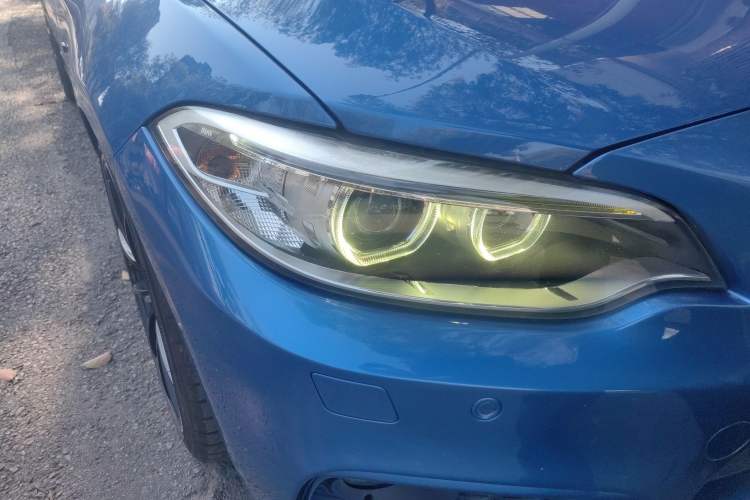 Used BMW 2 Series 2015 220i Convertible Coupe M Sport Edition Right Front Headlight