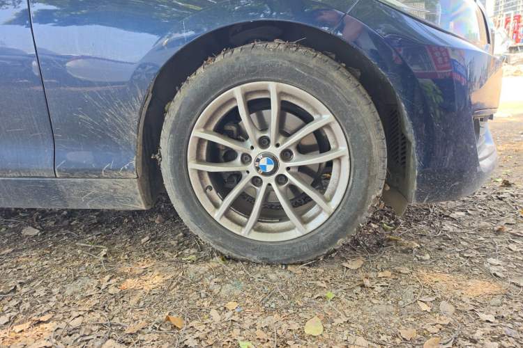 Used BMW 2 Series 2015 218i Right Front Wheel Hub