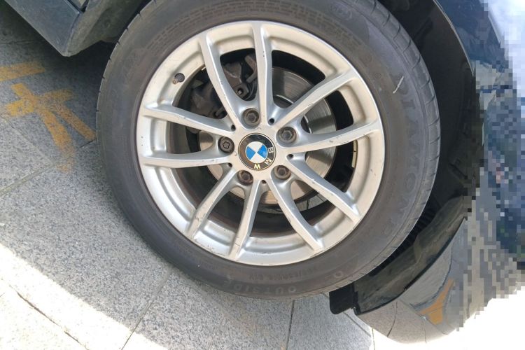 Used BMW 2 Series 2015 218i Right Front Wheel Hub
