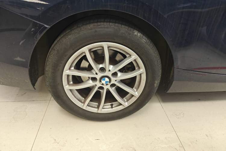 Used BMW 2 Series 2015 218i Right Rear Wheel Hub