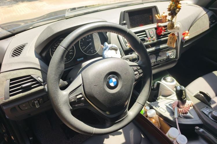 Used BMW 2 Series 2015 218i Convertible Coupe Steering Wheel