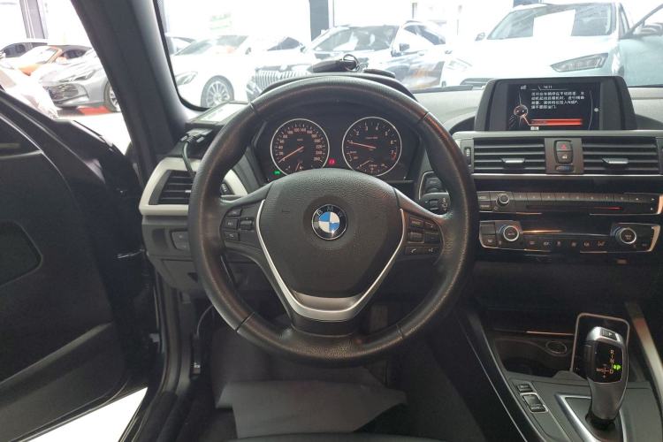 Used BMW 2 Series 2015 218i Convertible Coupe Steering Wheel