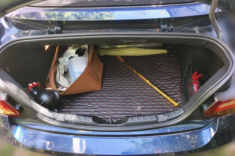 Used BMW 2 Series 2015 218i Convertible Coupe Trunk