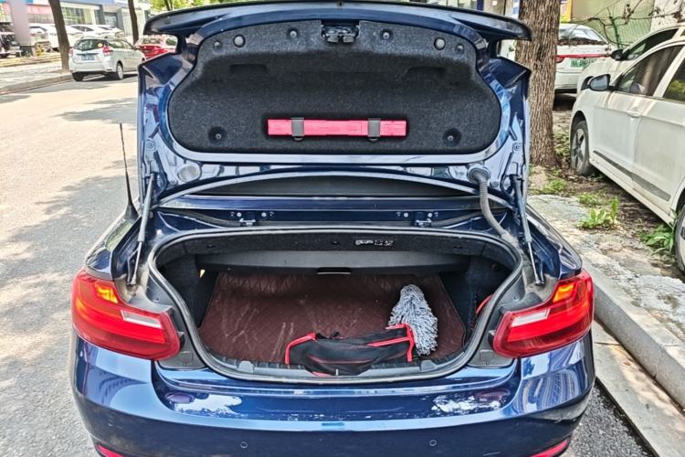 Used BMW 2 Series 2015 218i Convertible Coupe Trunk