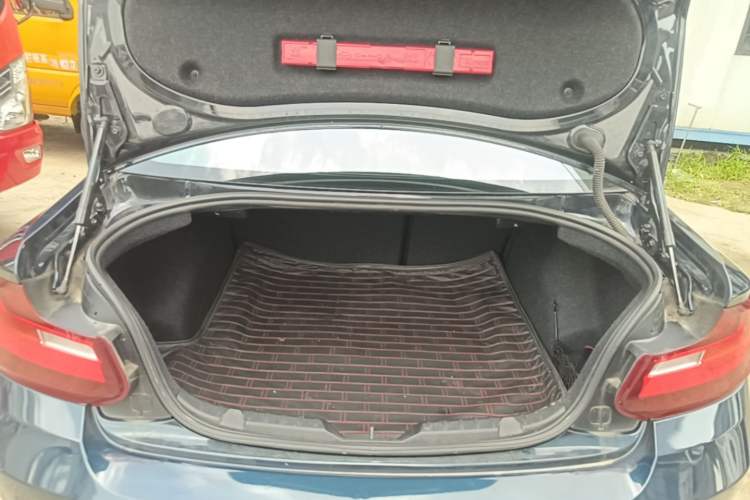 Used BMW 2 Series 2015 218i Trunk