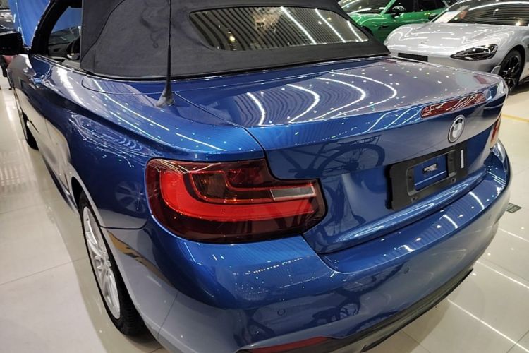 Used BMW 2 Series 2015 220i Convertible Coupe M Sport Edition Trunk