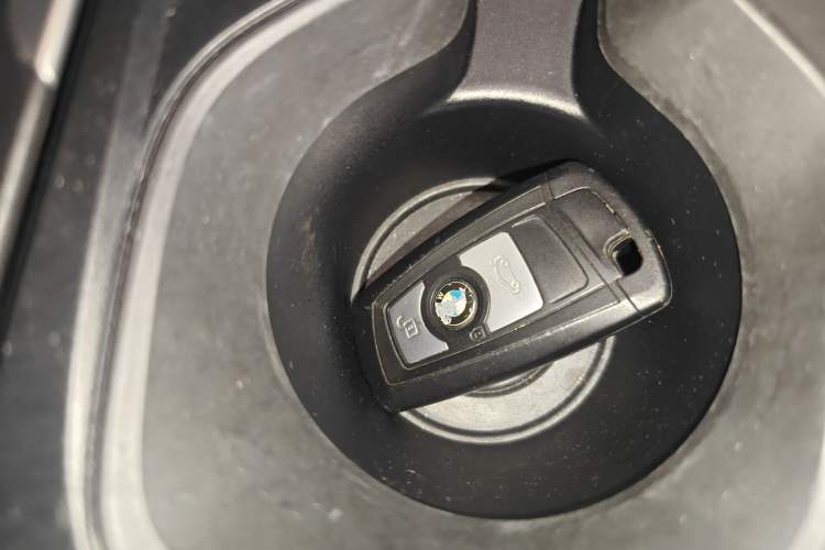 Used BMW 2 Series 2015 218i Vehicle Key