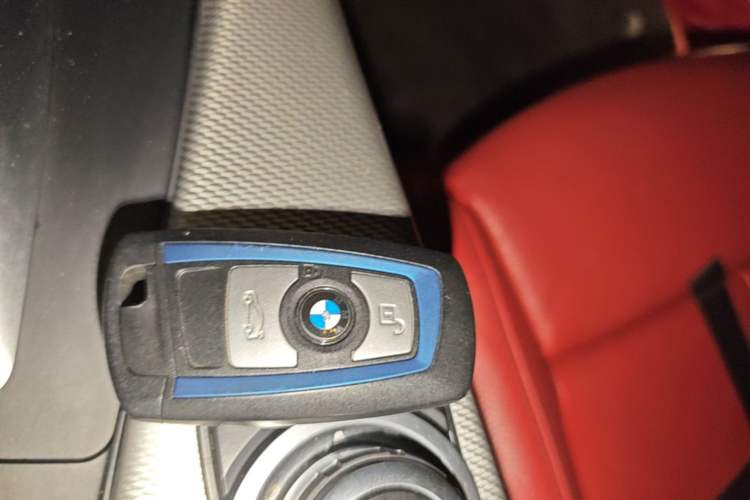 Used BMW 2 Series 2015 220i Convertible Coupe M Sport Edition Vehicle Key
