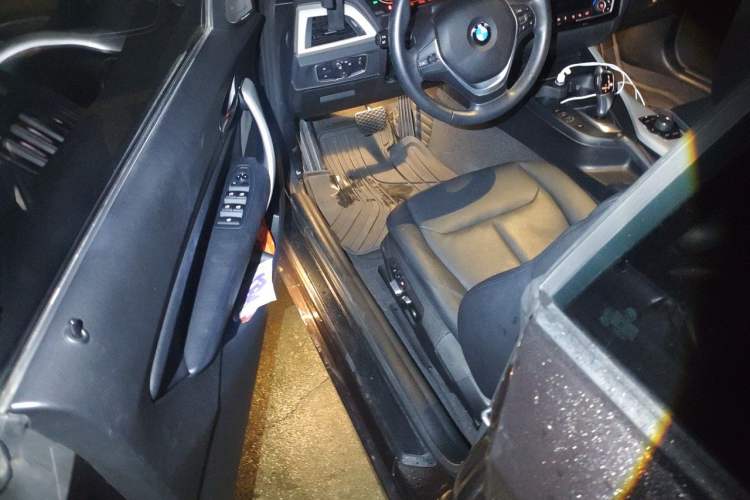 Used BMW 2 Series 2015 218i Convertible Coupe Driver Seat