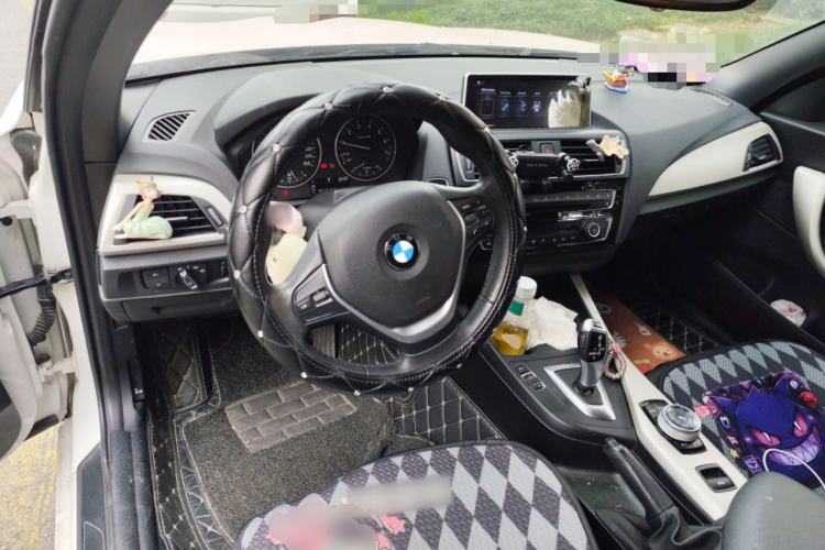 Used BMW 2 Series 2015 218i Convertible Coupe Center Console