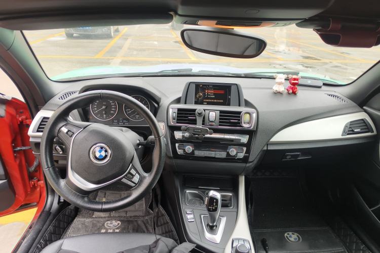 Used BMW 2 Series 2015 218i Convertible Coupe Center Console
