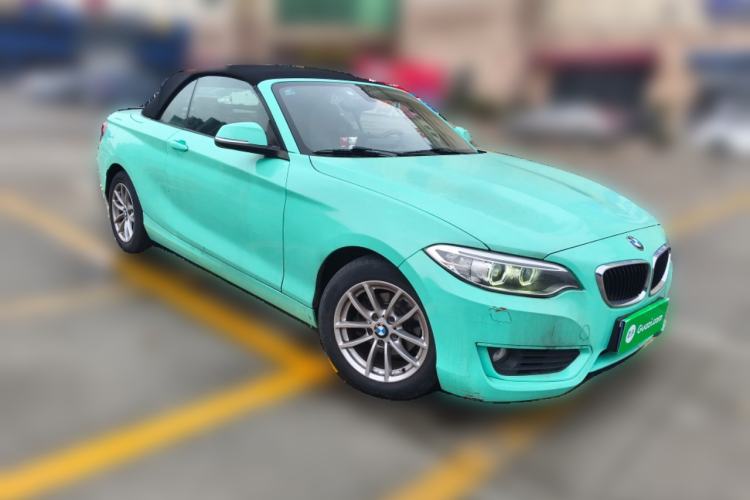 Used BMW 2 Series 2015 218i Convertible Coupe Front Right 45 Deg
