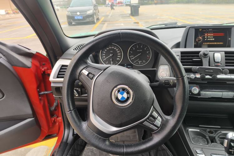 Used BMW 2 Series 2015 218i Convertible Coupe Steering Wheel