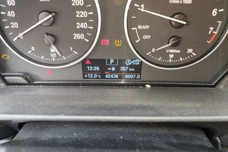 Used BMW 2 Series 2015 218i Convertible Coupe Odometer Close Up