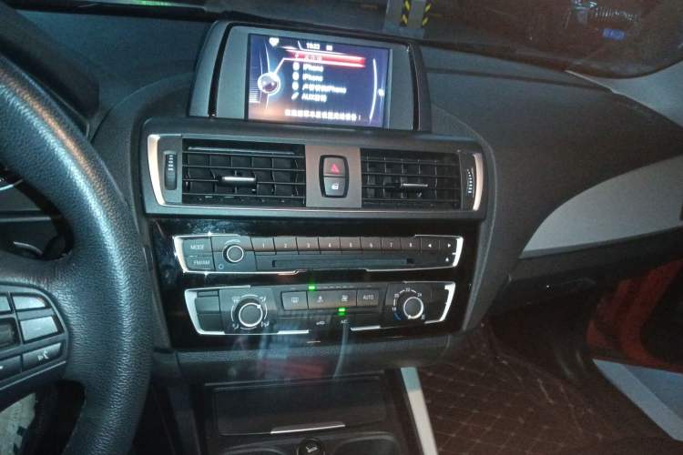 Used BMW 2 Series 2015 218i Audio And AC Panel