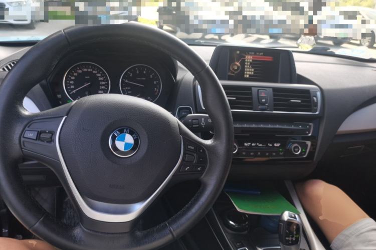 Used BMW 2 Series 2015 218i Convertible Coupe Center Console