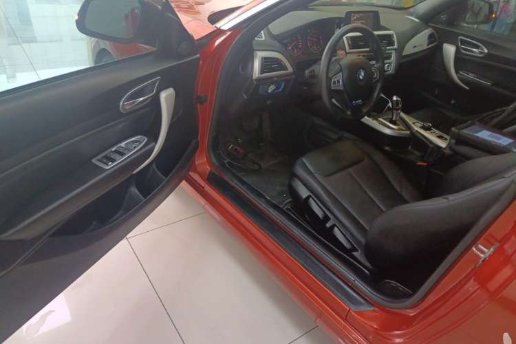 Used BMW 2 Series 2015 218i Convertible Coupe Driver Seat