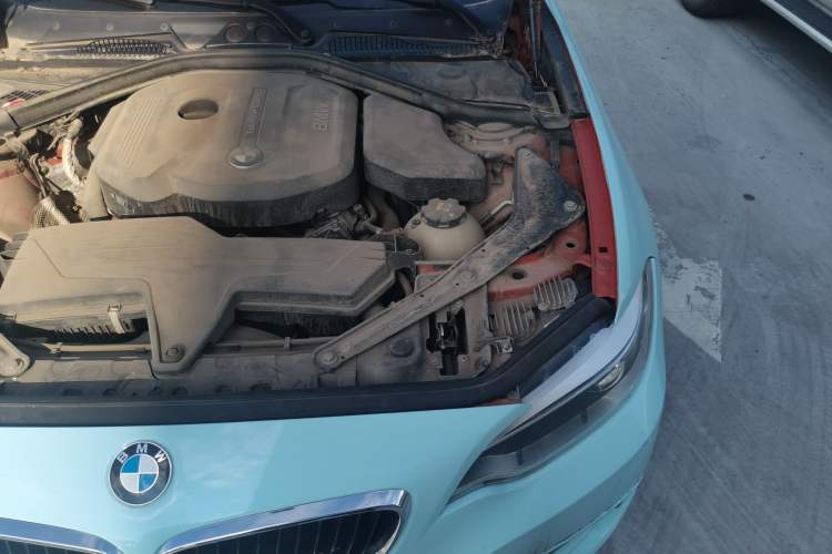 Used BMW 2 Series 2015 218i Convertible Coupe Engine Bay Left
