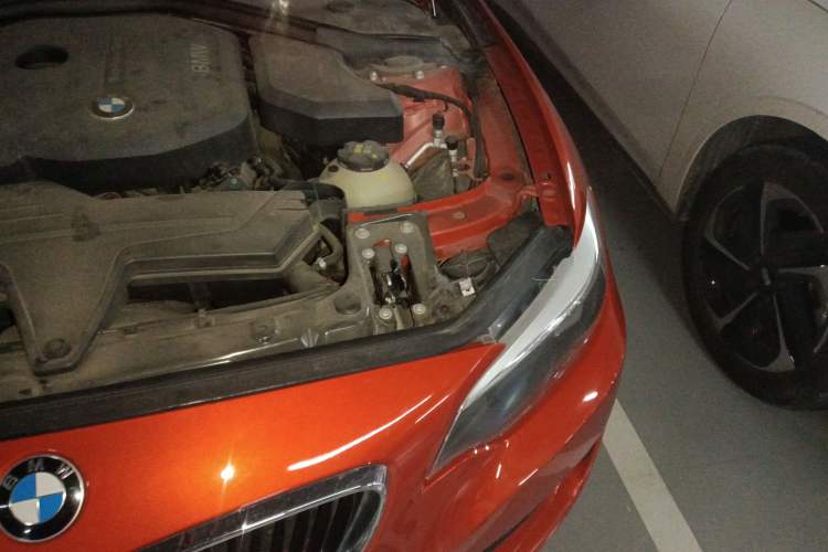 Used BMW 2 Series 2015 218i Engine Bay Left