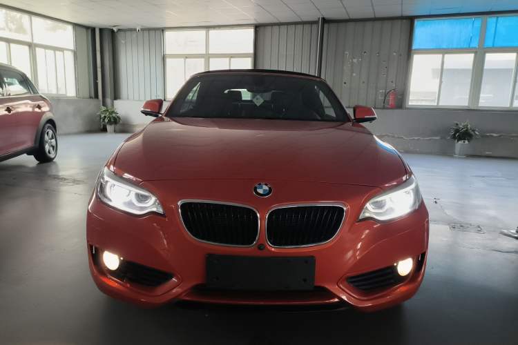 Used BMW 2 Series 2015 218i Convertible Coupe Exterior 1