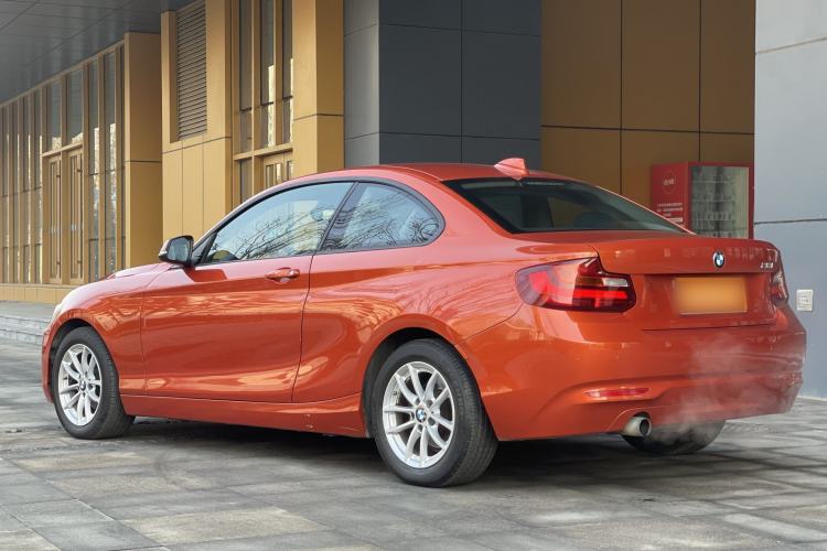Used BMW 2 Series 2015 218i Exterior 2