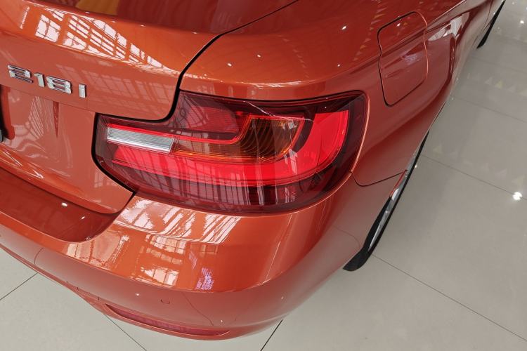 Used BMW 2 Series 2015 218i Convertible Coupe Exterior 3