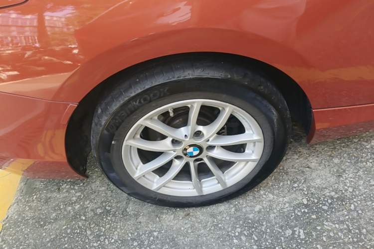 Used BMW 2 Series 2015 218i Convertible Coupe Exterior 4