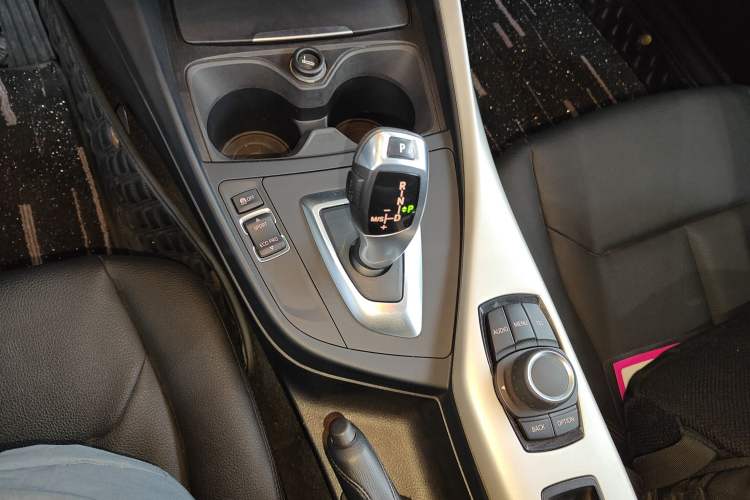 Used BMW 2 Series 2015 218i Convertible Coupe Gear Lever