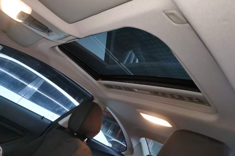 Used BMW 2 Series 2015 218i Headliner