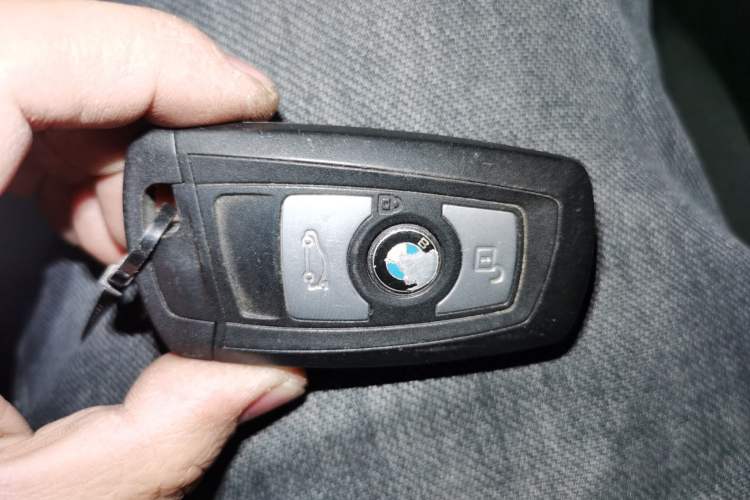 Used BMW 2 Series 2015 218i Interior 1