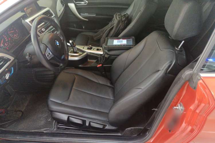 Used BMW 2 Series 2015 218i Convertible Coupe Left Front Seat