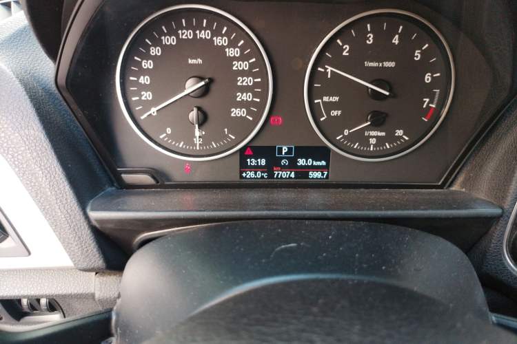 Used BMW 2 Series 2015 218i Odometer Close Up