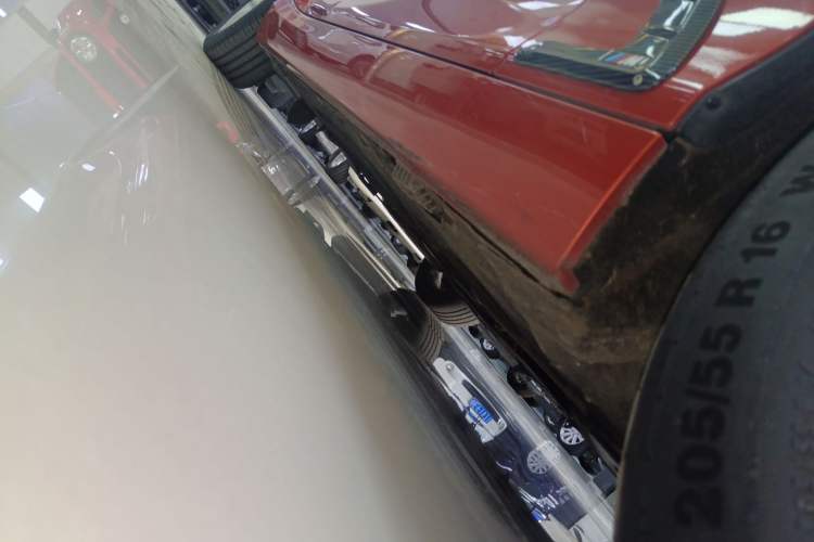 Used BMW 2 Series 2015 218i Convertible Coupe Right Side Sill