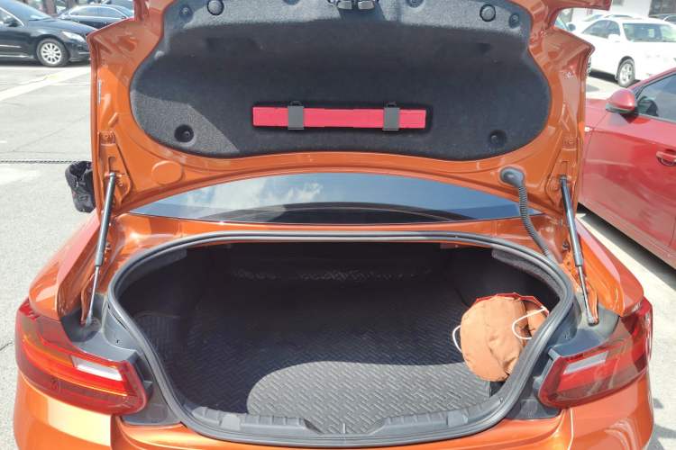 Used BMW 2 Series 2015 218i Trunk