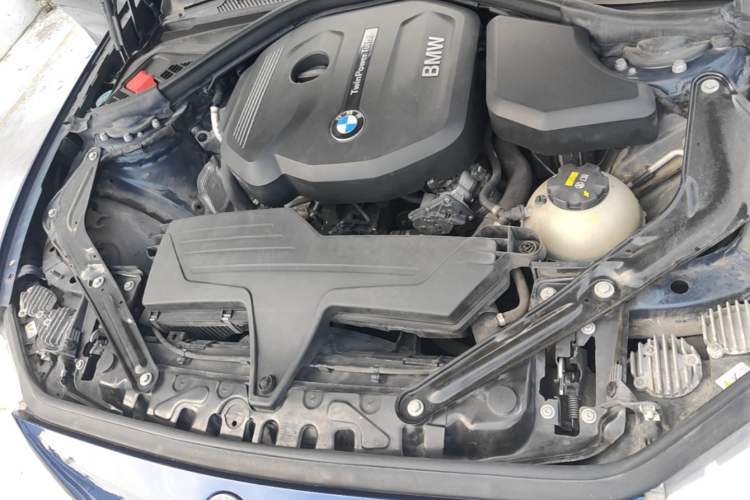 Used BMW 2 Series 2015 218i Convertible Coupe Engine Bay