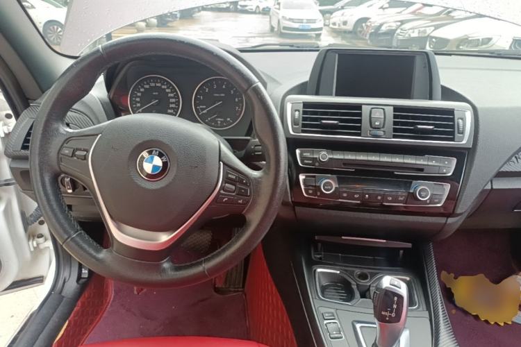 Used BMW 2 Series 2015 218i Convertible Coupe Center Console