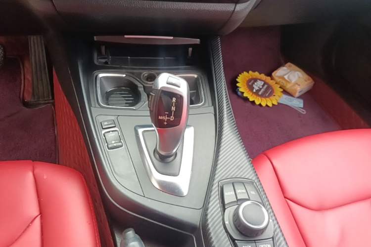 Used BMW 2 Series 2015 218i Convertible Coupe Gear Lever
