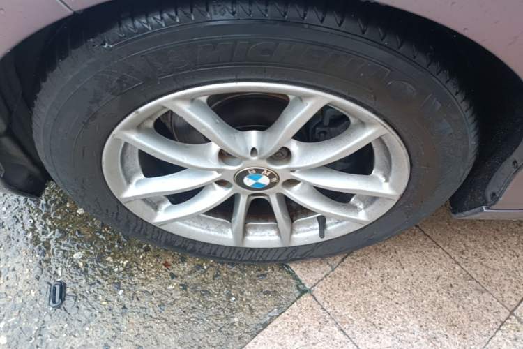 Used BMW 2 Series 2015 218i Convertible Coupe Left Front Wheel Hub