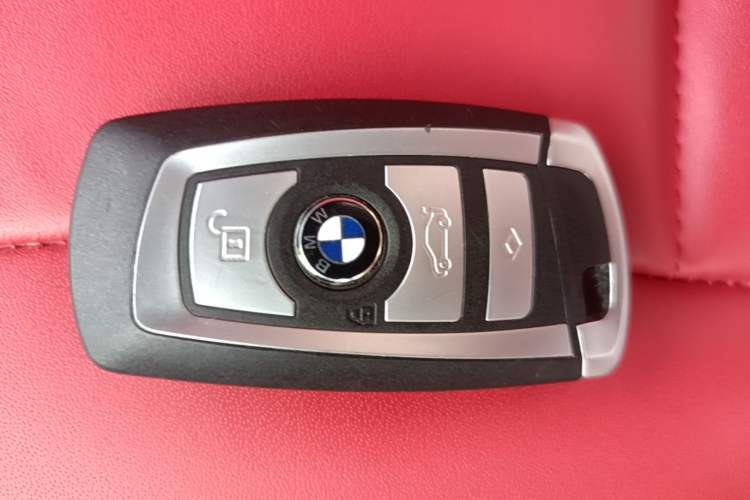 Used BMW 2 Series 2015 218i Convertible Coupe Vehicle Key