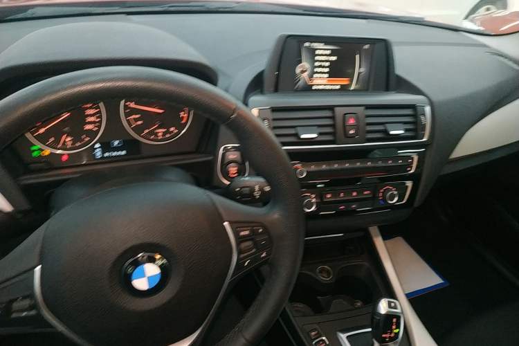 Used BMW 2 Series 2015 218i Audio And AC Panel