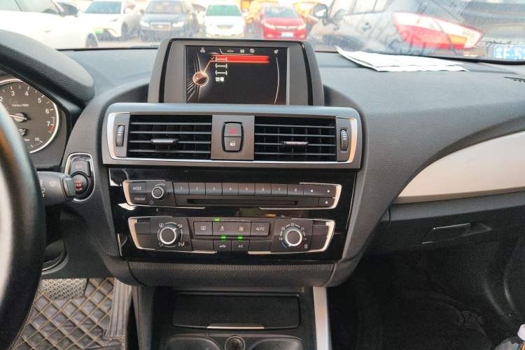 Used BMW 2 Series 2015 218i Audio And AC Panel