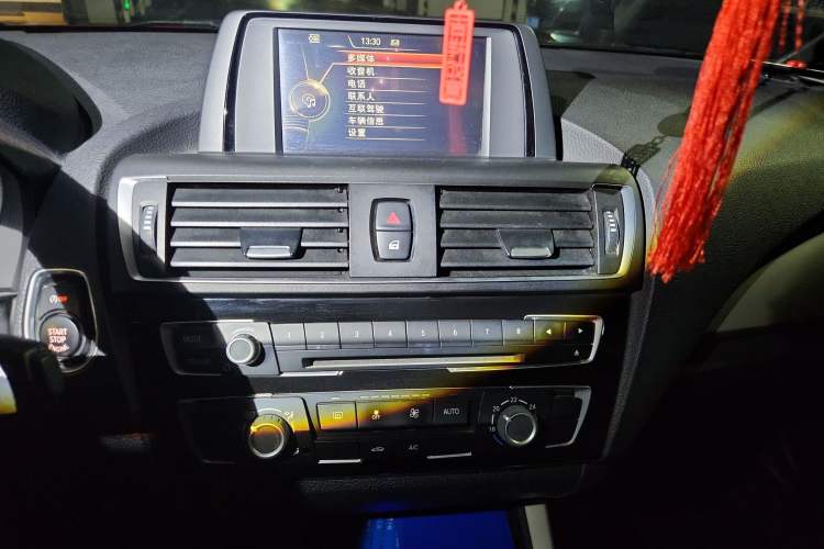 Used BMW 2 Series 2015 218i Audio And AC Panel